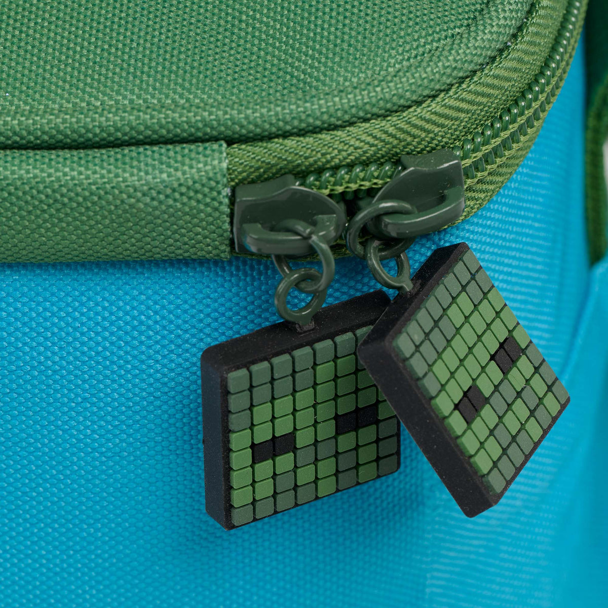 minecraft-chicken-jockey-square-lunch-cooler-bag-v0 00027778-Z.jpg