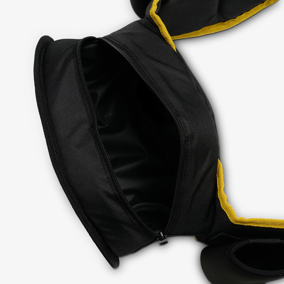 dc-super-heroes-batmantm-belt-fanny-pack-cooler-y3 00027936-O2.jpg