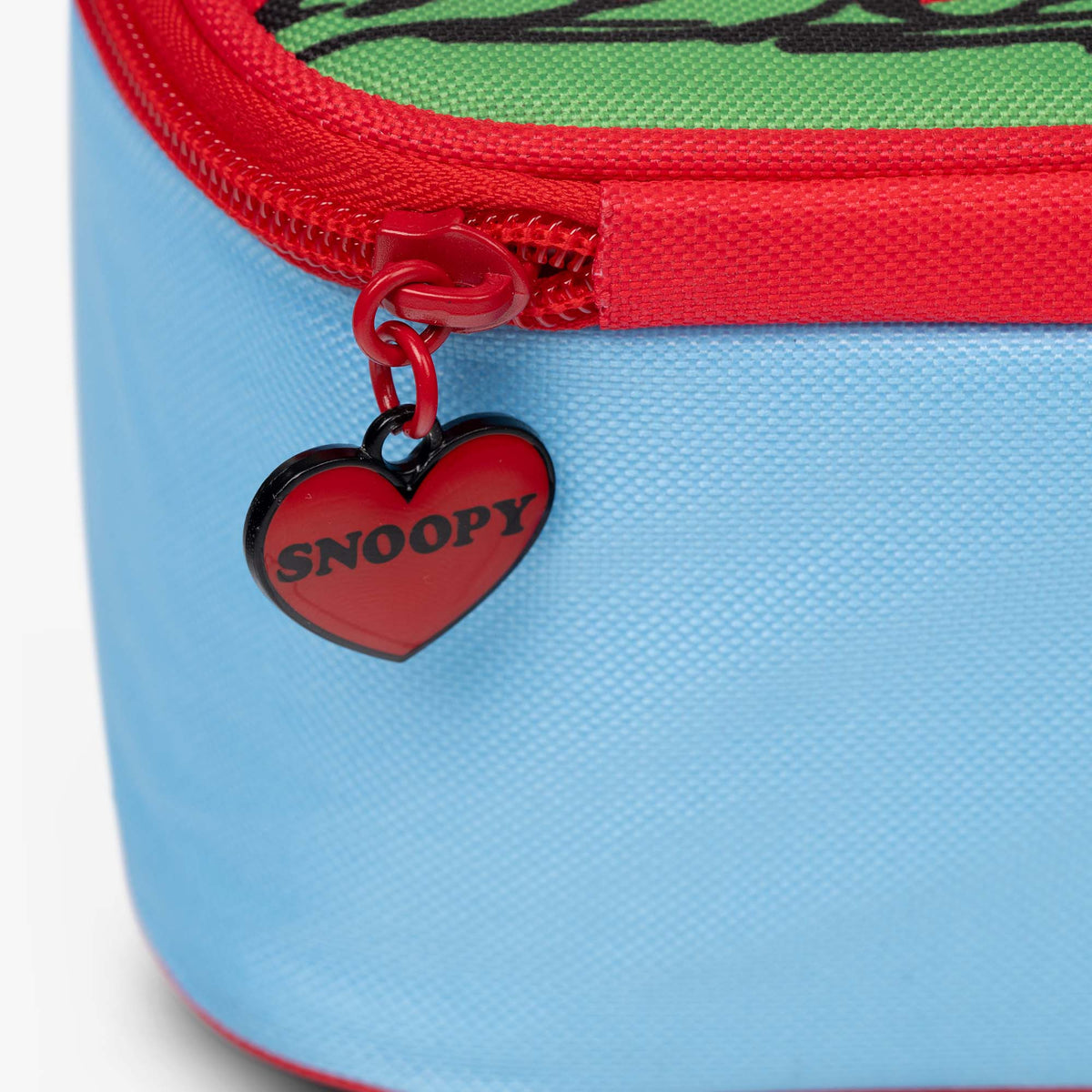 snoopy-s-doghouse-horizontal-lunch-cooler-bag-g6 00028034-Z.jpg