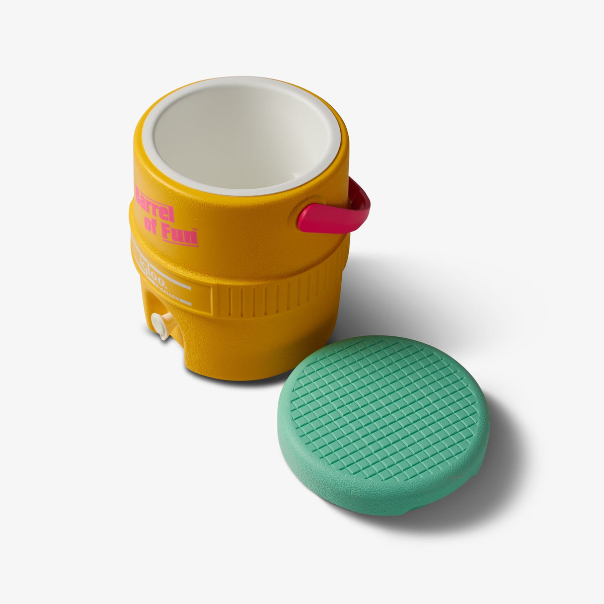 retro-barrel-of-fun-2-gallon-jug-h5 00031416_3.jpg