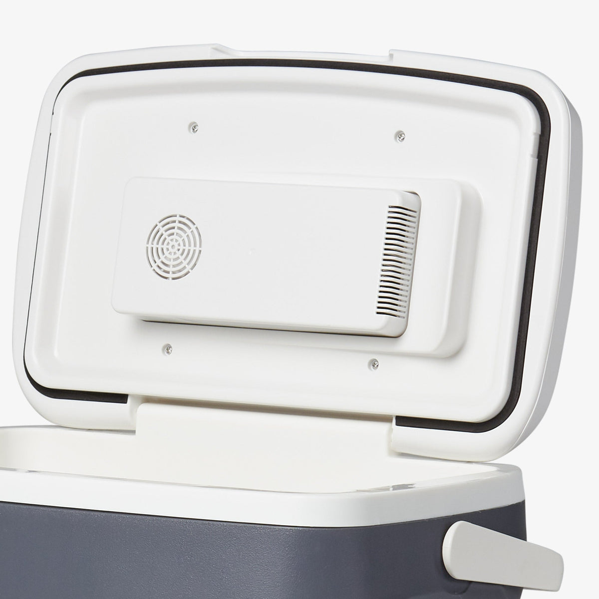 versatemptm-28-qt-portable-electric-cooler-u2 00040390_7.jpg