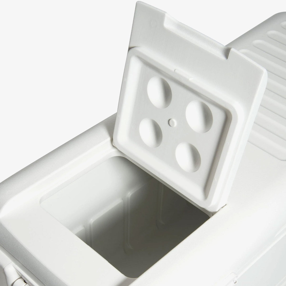 quick-and-cool-150-qt-cooler-e4 00044363-quick-and-cool-150-qt-cooler-cu-open-hatch_2c6197ae-88fc-4867-ad4f-5e48e4b855e0.jpg