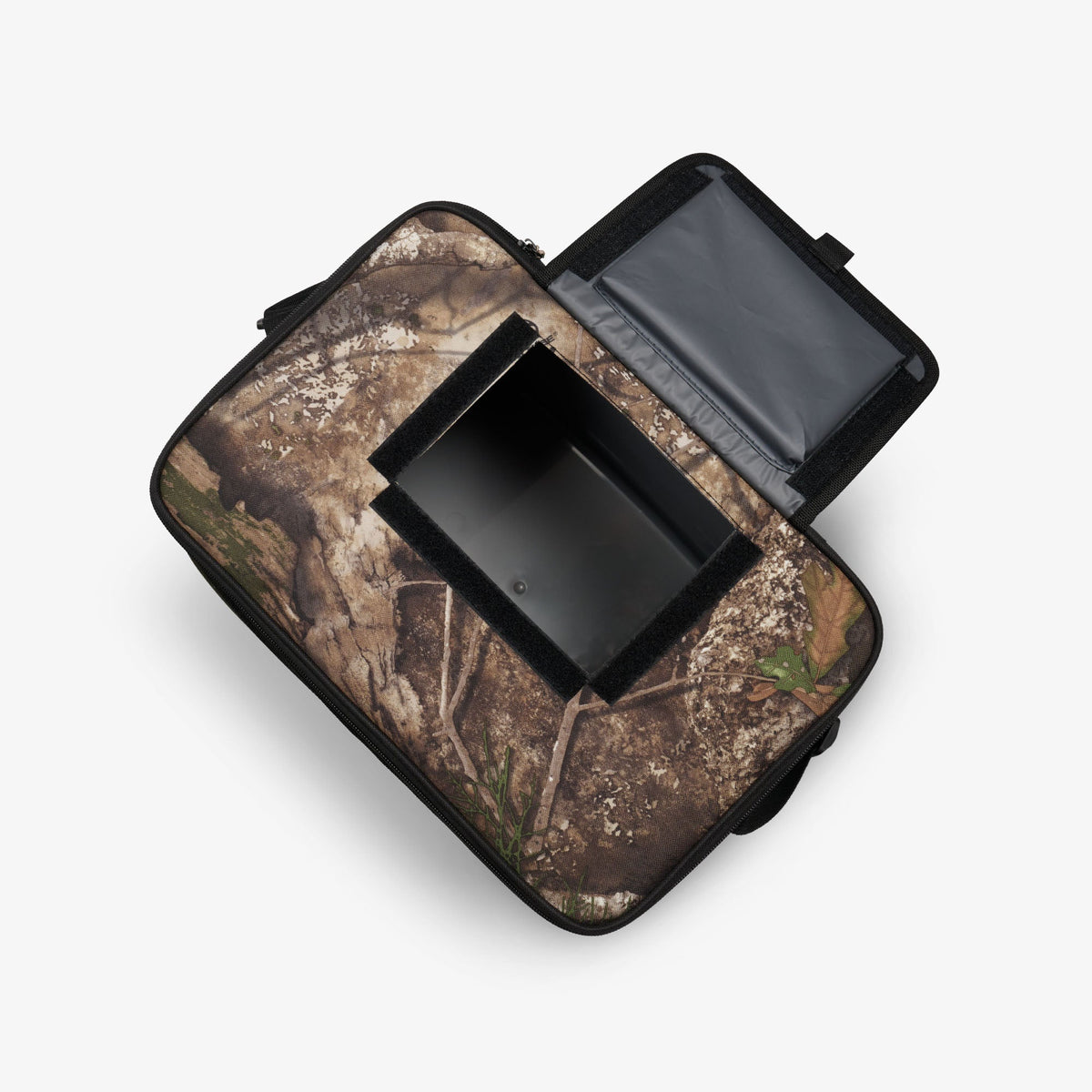 realtree-apx-hlc-28-can-bag-w3 00064354-O3-2025.jpg