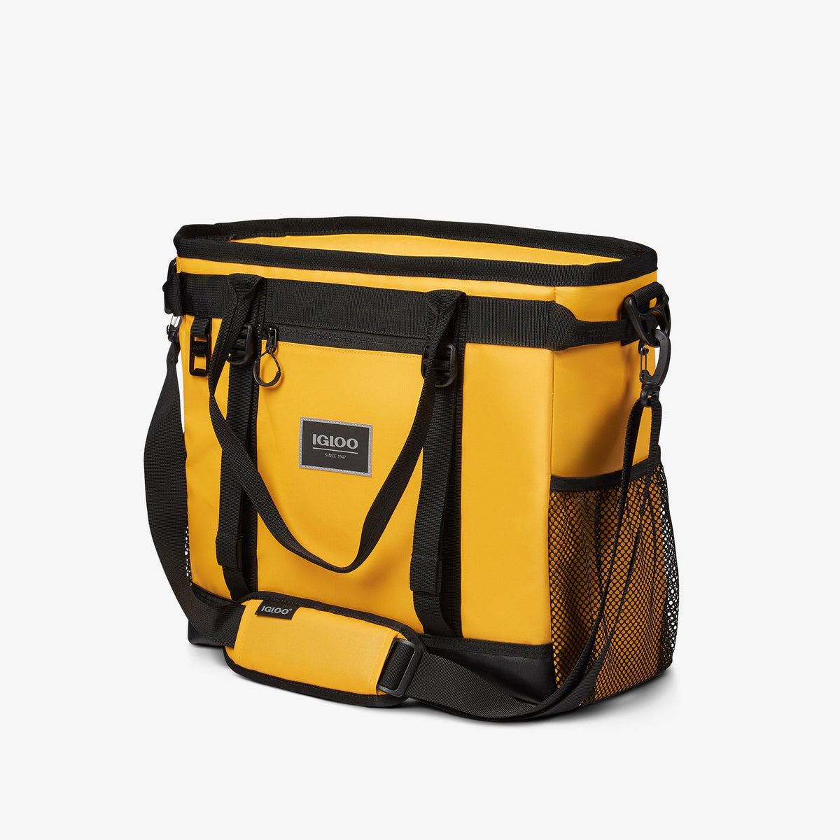 pursuit-30-can-tote-u5 00065993_2.jpg