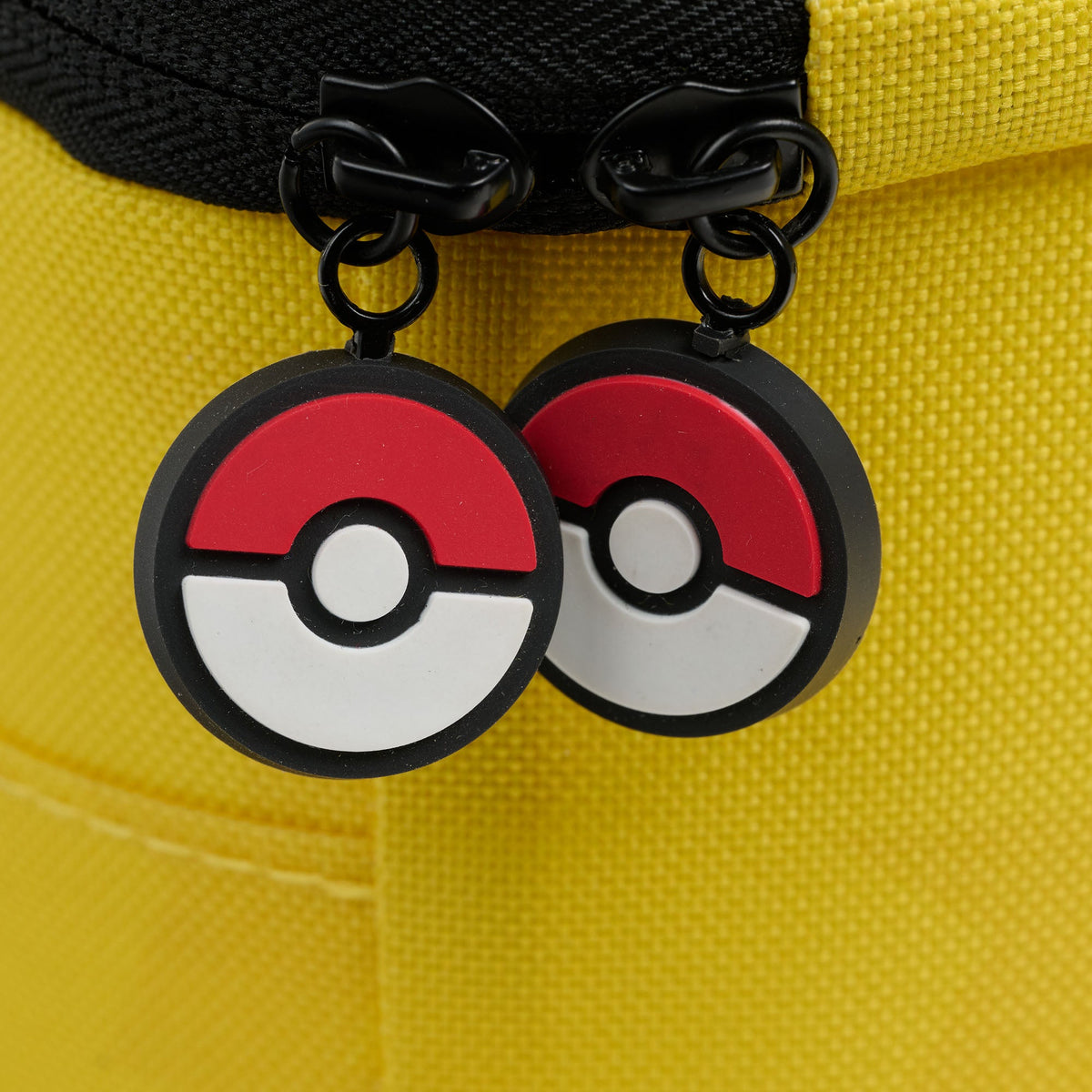 pokemon-pikachu-square-lunch-cooler-bag-t1 00066645-Z.jpg