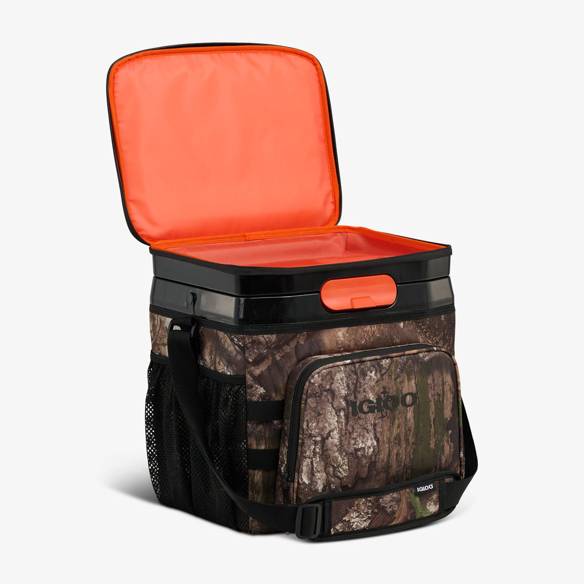 realtree-apx-cool-fusion-26-can-cooler-bag-a5 00066779-O4.jpg
